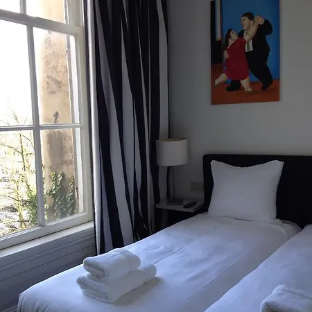 Bell's & Suites 3*
